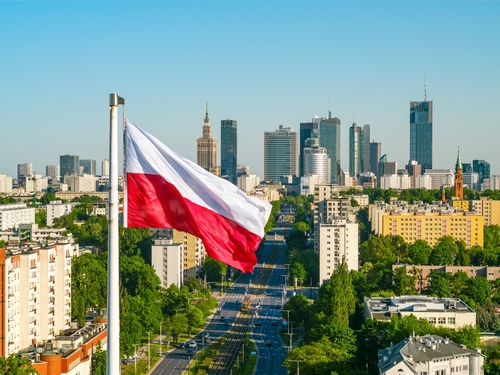 A Size-Based Guide for Shipping to Poland and Europe