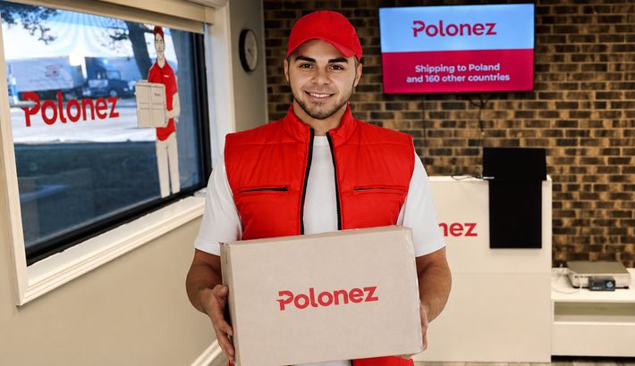 Wysyłka paczek do Polski z Chicago? Polonez w Schaumburgu robi to prosto i bez stresu